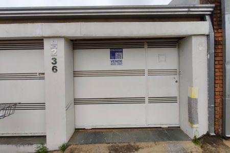 Casa à venda com 212m², 3 quartos e 2 vagasFachada