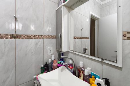 Casa à venda com 212m², 3 quartos e 2 vagasBanheiro