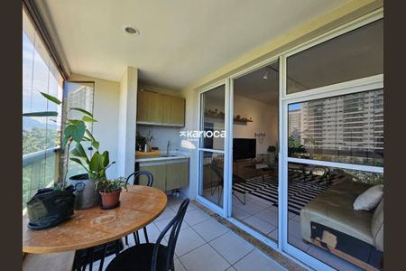 Apartamento à venda com 115m², 3 quartos e 2 vagas