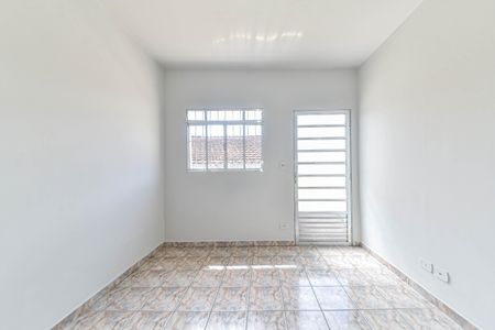 Casa para alugar com 2 quartos, 115m² em Capão Redondo, São Paulo