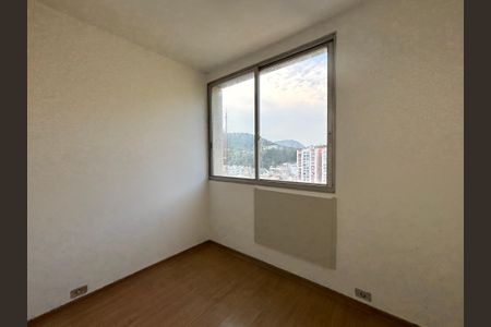 Apartamento para alugar com 92m², 2 quartos e 1 vagaSuite master