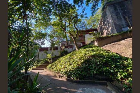 Apartamento para alugar com 92m², 2 quartos e 1 vagaÁrea comum - área verde