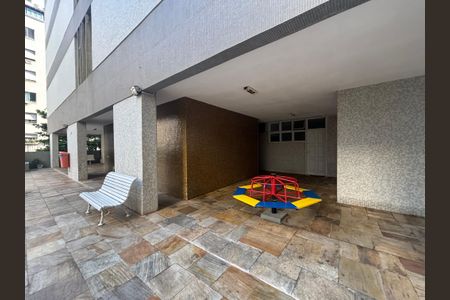 Apartamento para alugar com 92m², 2 quartos e 1 vagaÁrea comum - playground