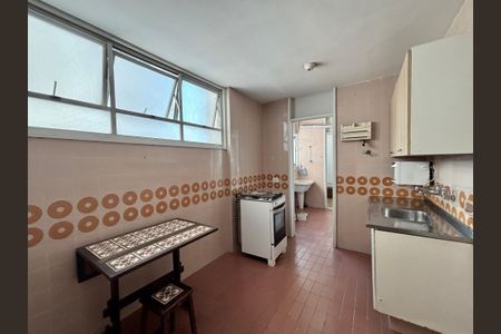 Apartamento para alugar com 92m², 2 quartos e 1 vagaCozinha