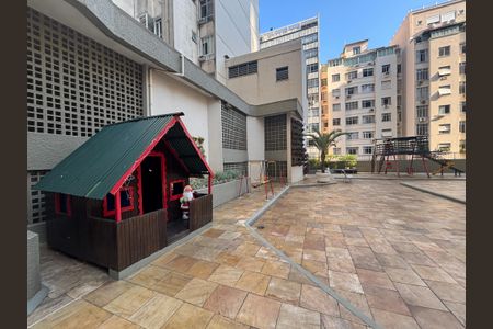 Apartamento para alugar com 92m², 2 quartos e 1 vagaÁrea comum - playground