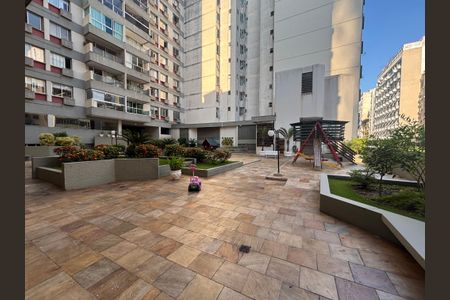 Apartamento para alugar com 92m², 2 quartos e 1 vagaÁrea comum - playground