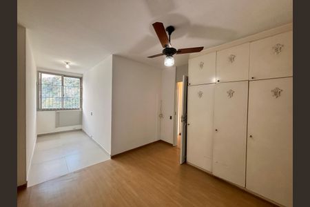 Apartamento para alugar com 92m², 2 quartos e 1 vagaSuite master