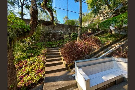 Apartamento para alugar com 92m², 2 quartos e 1 vagaÁrea comum - área verde