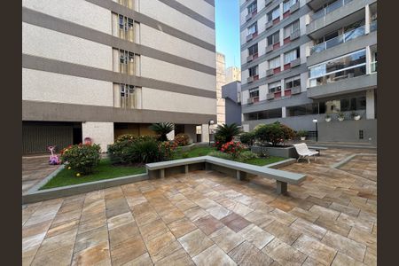 Apartamento para alugar com 92m², 2 quartos e 1 vagaÁrea comum - playground
