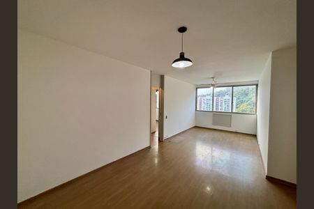 Sala de apartamento para alugar com 2 quartos, 92m² em Leme, Rio de Janeiro
