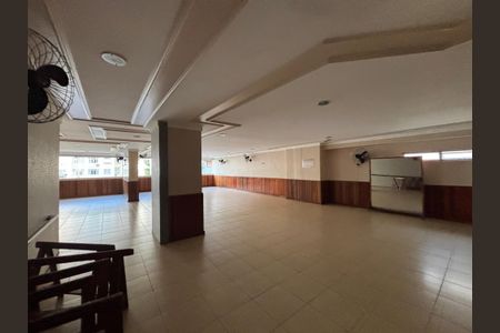 Apartamento para alugar com 92m², 2 quartos e 1 vagaÁrea comum - salão de festas