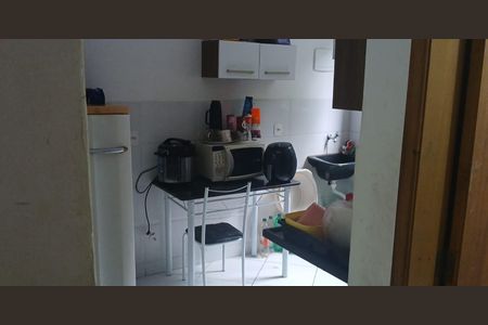 Cozinha de apartamento para alugar com 2 quartos, 45m² em Itanhangá, Rio de Janeiro