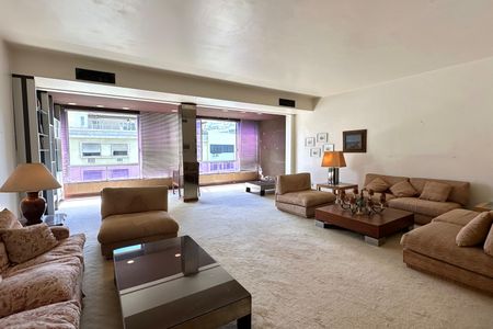 Apartamento à venda com 3 quartos, 180m² em Copacabana, Rio de Janeiro