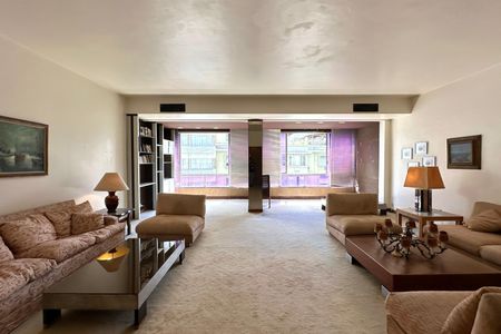 Apartamento à venda com 3 quartos, 180m² em Copacabana, Rio de Janeiro