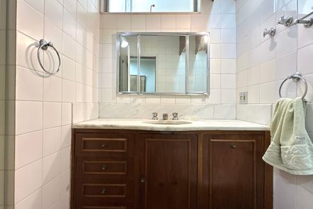 Apartamento à venda com 180m², 3 quartos e 2 vagas