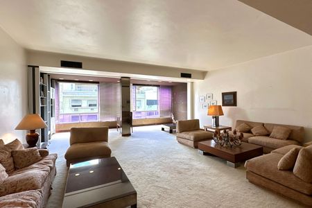 Apartamento à venda com 180m², 3 quartos e 2 vagas