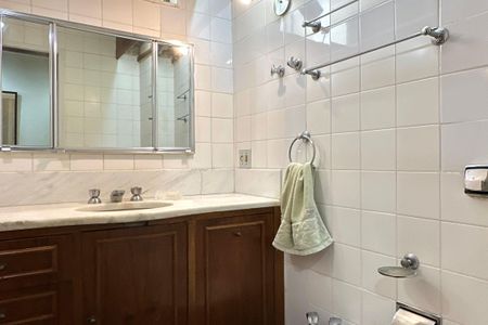 Apartamento à venda com 180m², 3 quartos e 2 vagas