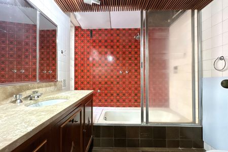 Apartamento à venda com 3 quartos, 180m² em Copacabana, Rio de Janeiro