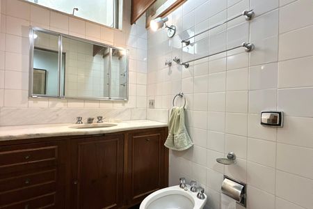 Apartamento à venda com 180m², 3 quartos e 2 vagas