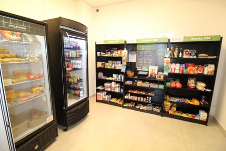 Apartamento para alugar com 63m², 2 quartos e 1 vagaÁrea comum - Mini Mercado