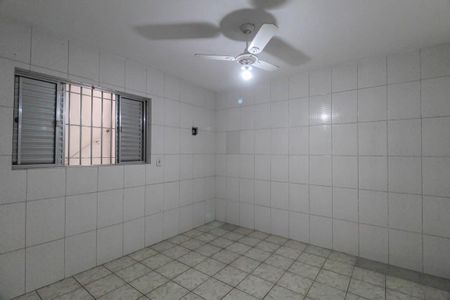 Casa para alugar com 1 quarto, 70m² em Jardim Guairaca, São Paulo