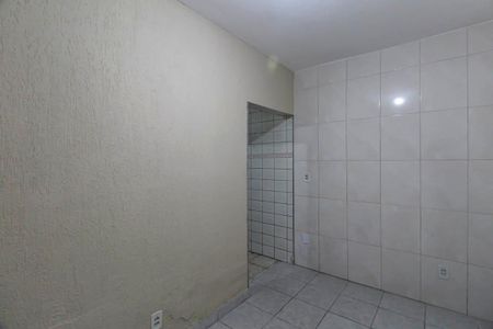 Casa para alugar com 1 quarto, 70m² em Jardim Guairaca, São Paulo