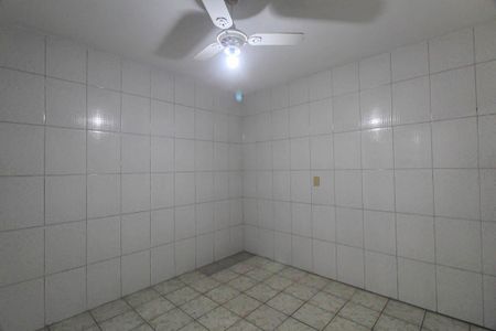 Casa para alugar com 1 quarto, 70m² em Jardim Guairaca, São Paulo