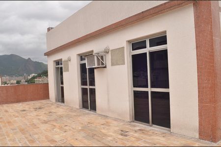 Apartamento à venda com 340m², 3 quartos e 3 vagasÁrea externa