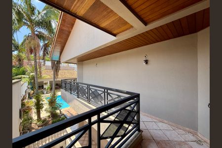 Casa à venda com 500m², 6 quartos e 6 vagas Casa à venda com 500m², 6 quartos e 6 vagasSacada Suíte 2