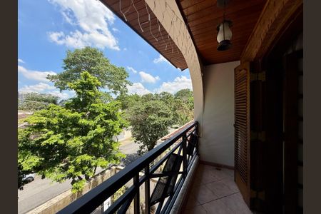 Casa à venda com 500m², 6 quartos e 6 vagas Casa à venda com 500m², 6 quartos e 6 vagasSacada Suíte 1