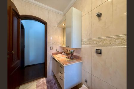 Casa à venda com 500m², 6 quartos e 6 vagas Casa à venda com 500m², 6 quartos e 6 vagasBanheiro Suíte 3