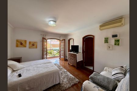 Casa à venda com 500m², 6 quartos e 6 vagas Casa à venda com 500m², 6 quartos e 6 vagasSuíte 4