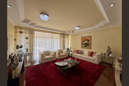 Casa à venda com 500m², 6 quartos e 6 vagas Casa à venda com 500m², 6 quartos e 6 vagasSala