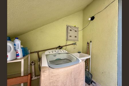 Casa à venda com 500m², 6 quartos e 6 vagas Casa à venda com 500m², 6 quartos e 6 vagasEdícula