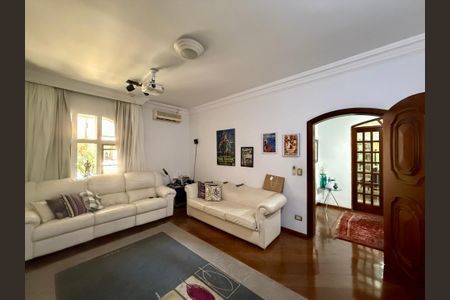 Casa à venda com 500m², 6 quartos e 6 vagas Casa à venda com 500m², 6 quartos e 6 vagasSala