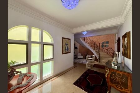 Casa à venda com 500m², 6 quartos e 6 vagas Casa à venda com 500m², 6 quartos e 6 vagasSala