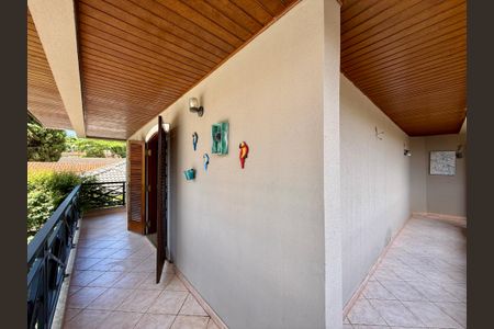 Casa à venda com 500m², 6 quartos e 6 vagas Casa à venda com 500m², 6 quartos e 6 vagasSacada Suíte 4