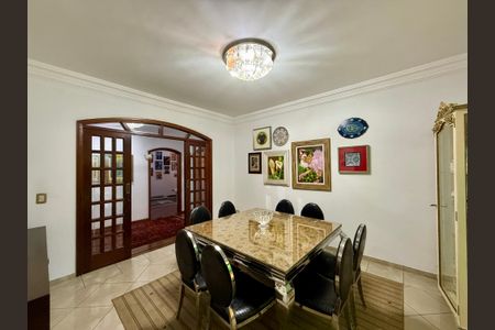 Casa à venda com 500m², 6 quartos e 6 vagas Casa à venda com 500m², 6 quartos e 6 vagasSala