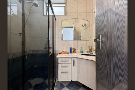 Casa à venda com 500m², 6 quartos e 6 vagas Casa à venda com 500m², 6 quartos e 6 vagasBanheiro Salão/Piscina