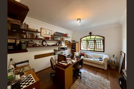 Casa à venda com 500m², 6 quartos e 6 vagas Casa à venda com 500m², 6 quartos e 6 vagasEscritório 1