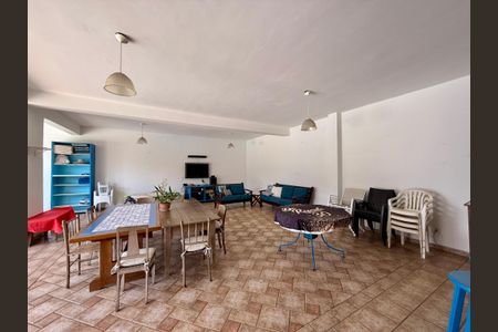 Casa à venda com 500m², 6 quartos e 6 vagas Casa à venda com 500m², 6 quartos e 6 vagasÁrea comum