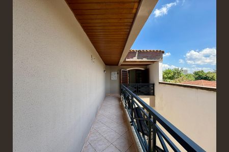 Casa à venda com 500m², 6 quartos e 6 vagas Casa à venda com 500m², 6 quartos e 6 vagasSacada Suíte 2