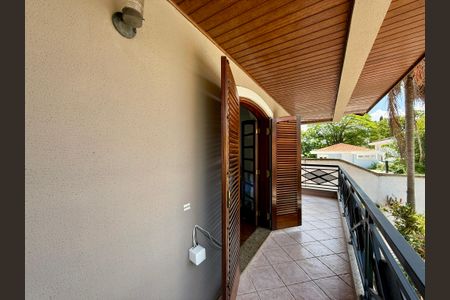 Casa à venda com 500m², 6 quartos e 6 vagas Casa à venda com 500m², 6 quartos e 6 vagasSacada Suíte 4