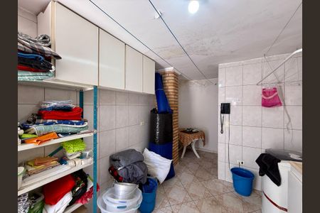 Casa à venda com 500m², 6 quartos e 6 vagas Casa à venda com 500m², 6 quartos e 6 vagasÁrea de Serviço