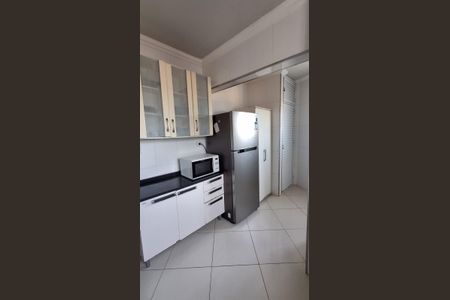 Cozinha de apartamento para alugar com 3 quartos, 170m² em Nova Mirim, Praia Grande