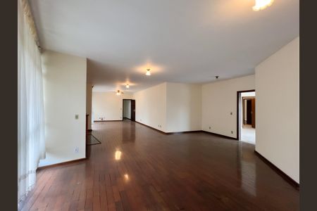 Sala de casa para alugar com 4 quartos, 350m² em Jardim Pinheiros, Valinhos