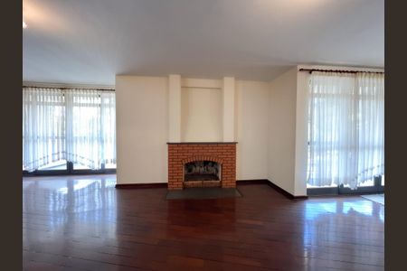 Casa para alugar com 350m², 4 quartos e 2 vagasSala