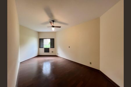 Casa para alugar com 350m², 4 quartos e 2 vagasSuíte 