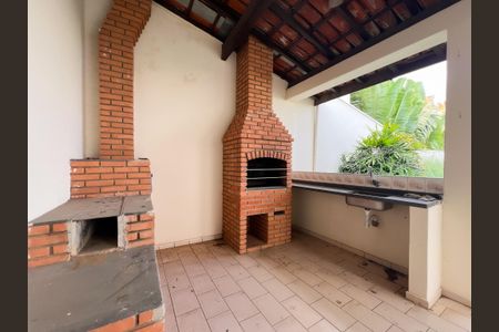 Casa para alugar com 350m², 4 quartos e 2 vagasChurrasqueira