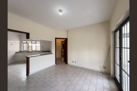 Casa para alugar com 350m², 4 quartos e 2 vagasCopa